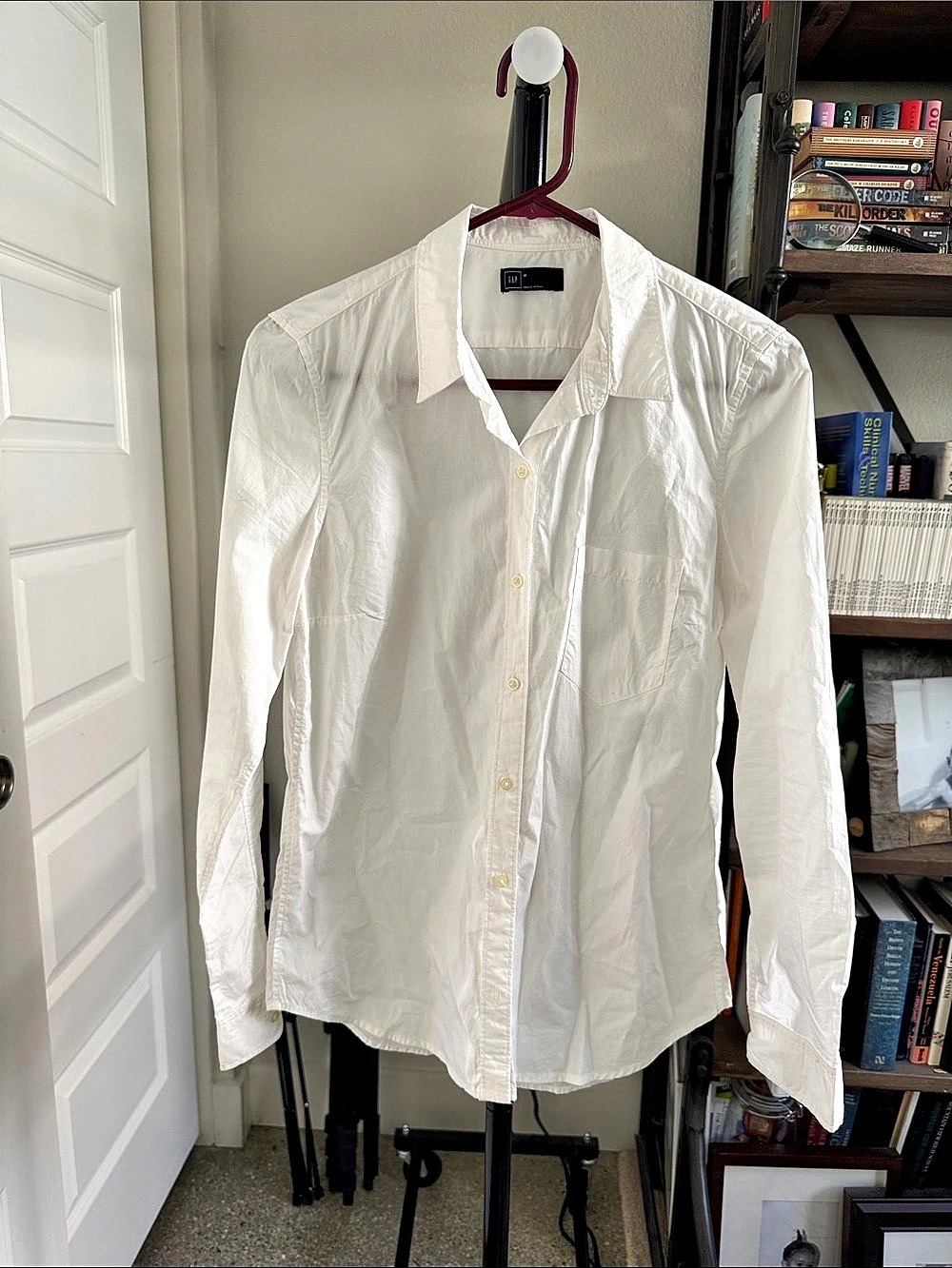 Gap Button Down Shirt in White